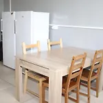 Mhostel24
