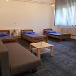 Mhostel24 Albergue