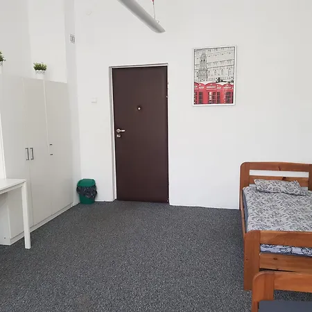 Mhostel24 *